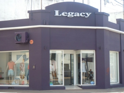 Locales céntricos - Constructora Christian M. Romero